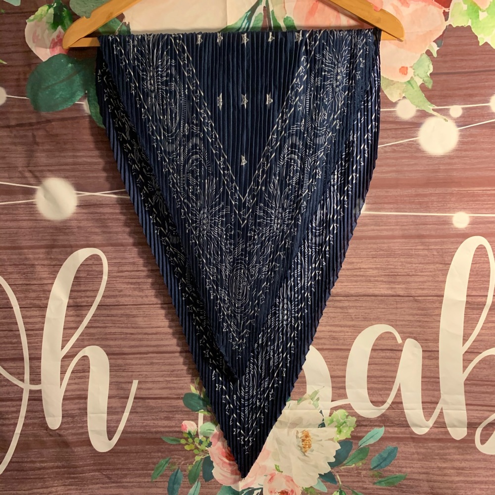 Navy & White Star Printed Cosmic Scarf